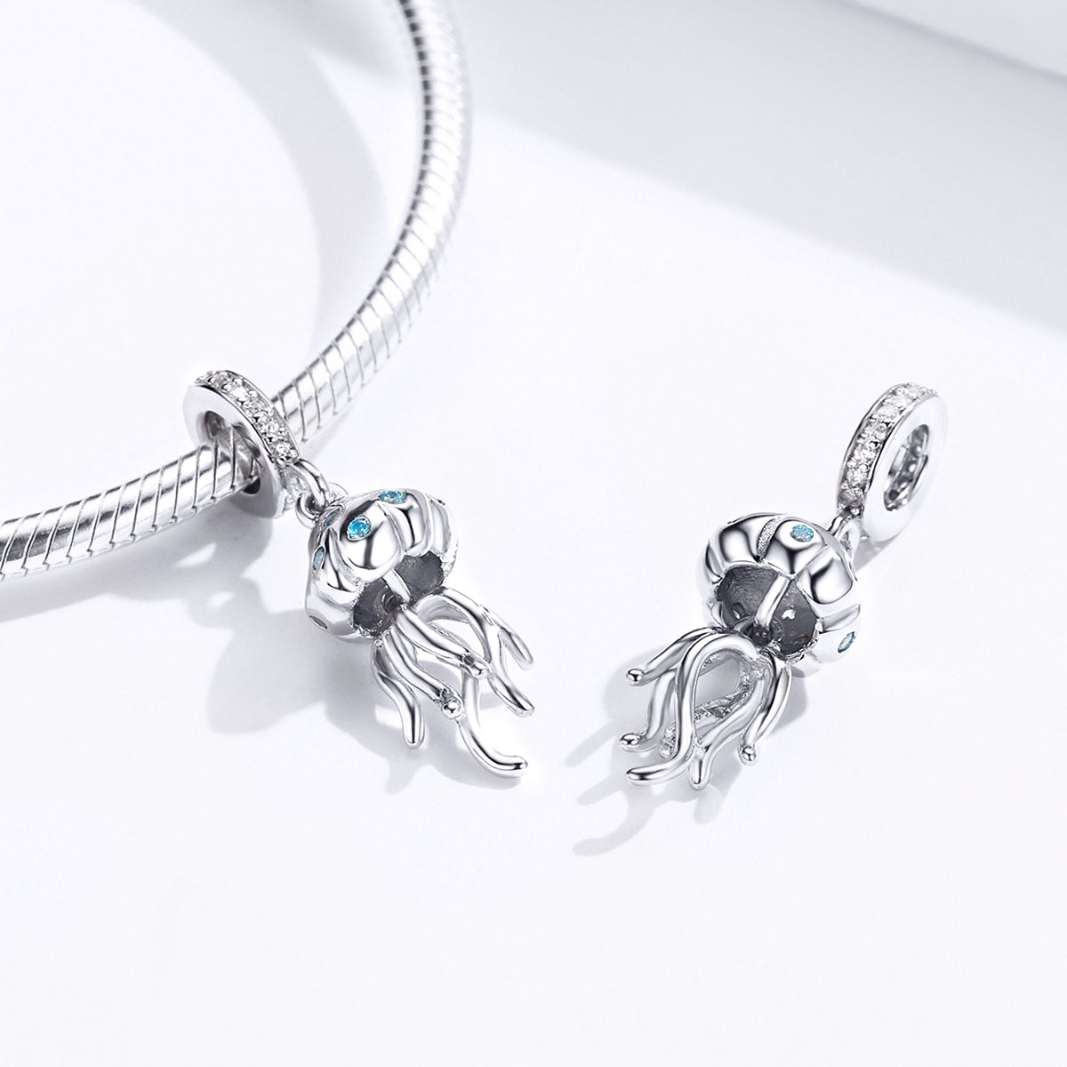 S925 Silver Ocean Sparkly Jellyfish Charm Pendant - AVILIA Designs
